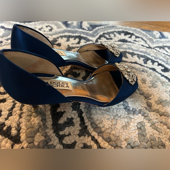 Badgley Mischka Women's Blue Peep-Toe Heels - Picture 4 of 5